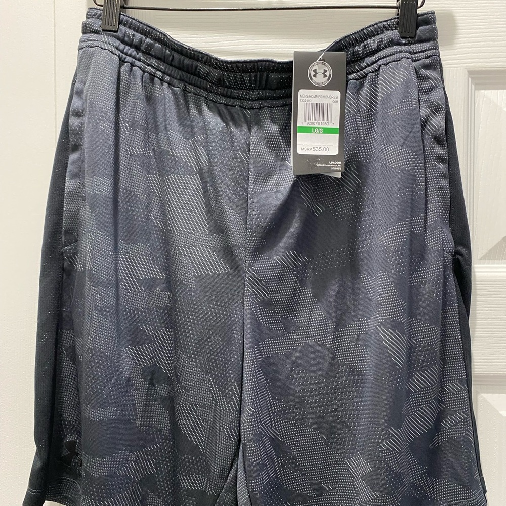 NWT Under Armour Mens Large Athletic Shorts